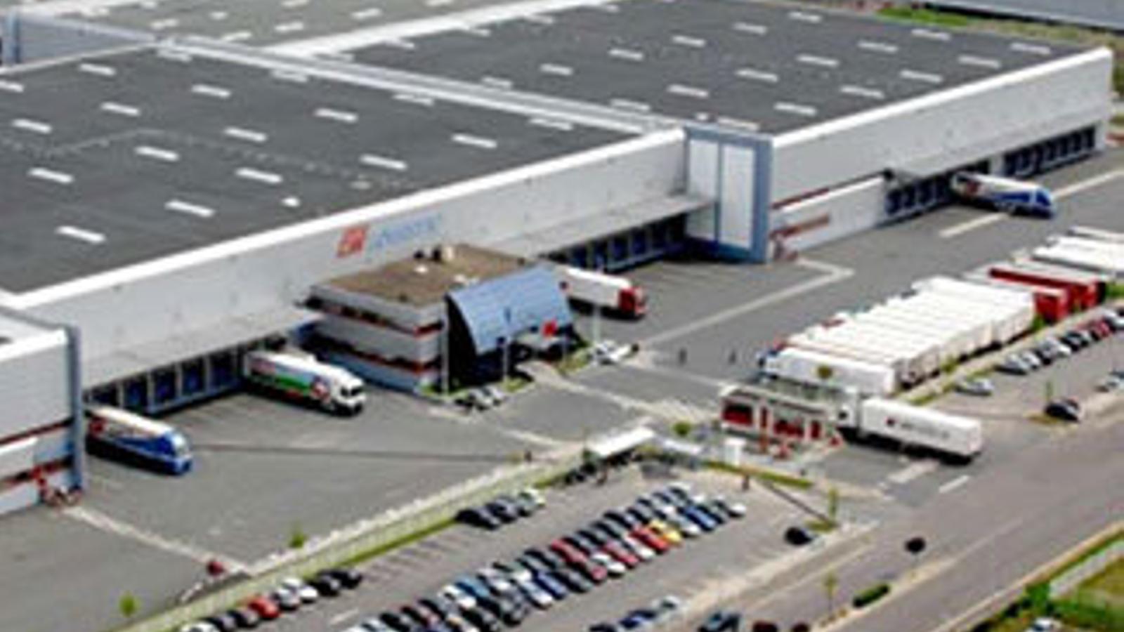 FM Logistics mejora la dotación de su centro de Valls - 