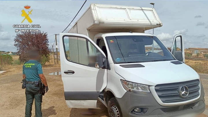 Detenido en Torrejoncillo (Cáceres) el conductor de un camión robado en Guipúzcoa