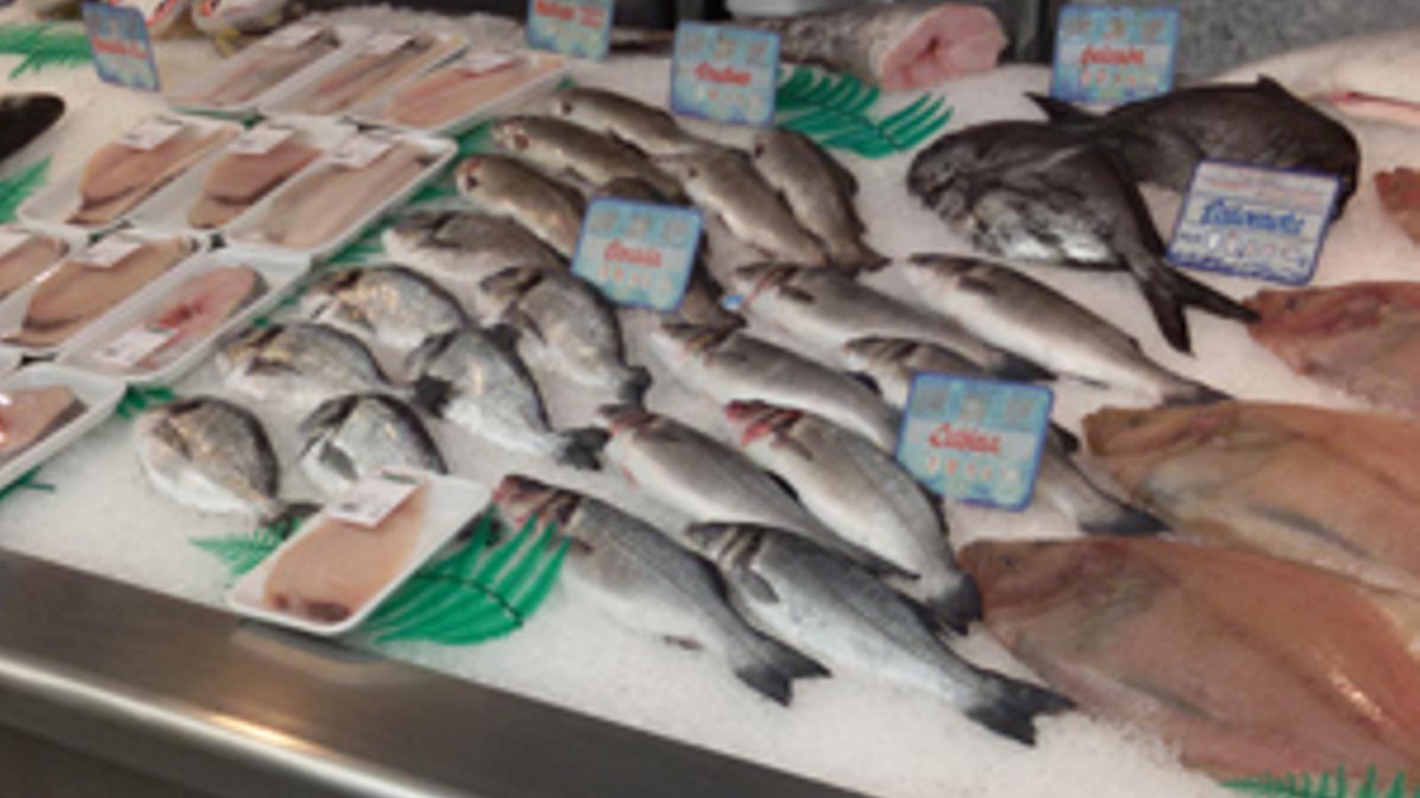 Los hogares españoles redujeron la compra de alimentos en 2015