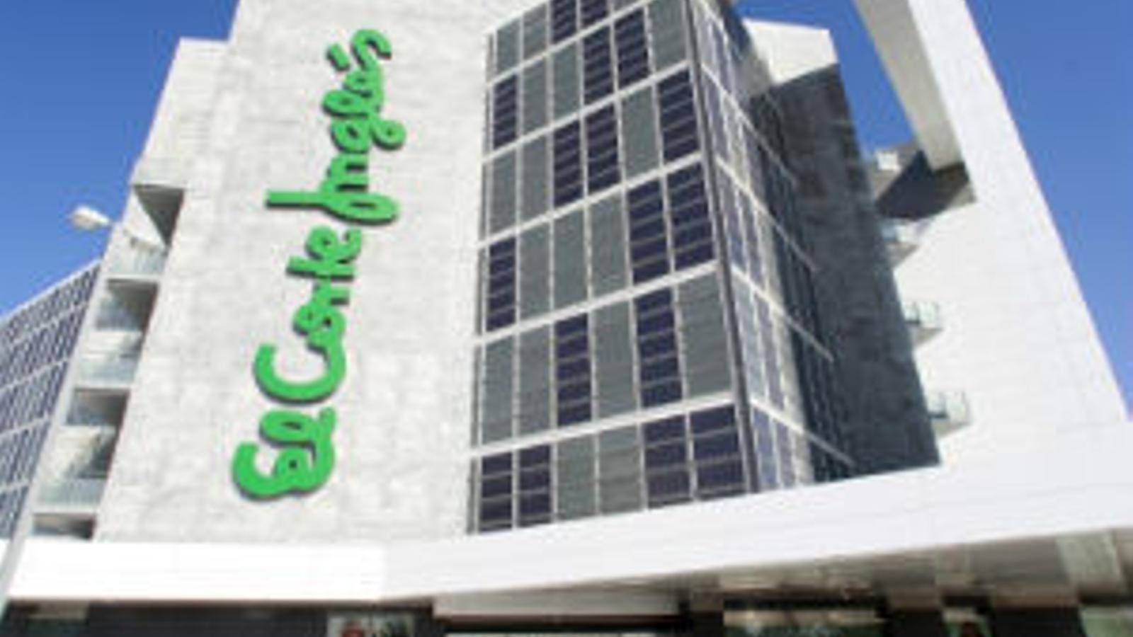 El Corte Inglés venderá activos inmobiliarios por 300 millones - 