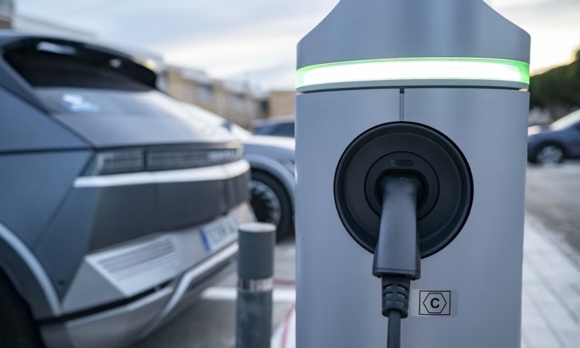 El Plan Auto+ abre el 1 de octubre sus ayudas para que talleres y autónomos compren vehículos electrificados