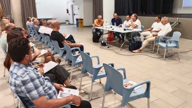 Asintra visita a los talleres de La Palma con la gestión de los residuos, al ser isla no capitalina, y la formación, como prioridades