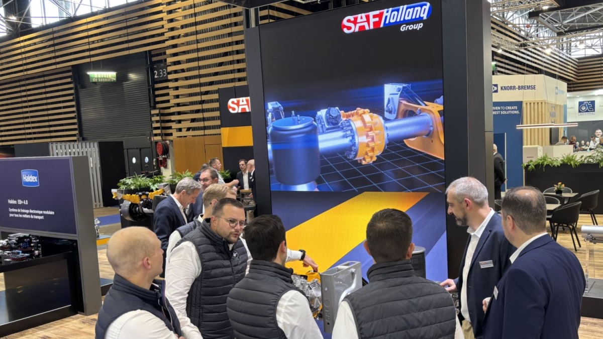 El stand de SAF-Holland en la IAA Transportation 2026 ha estado centrado en la integración de ejes, frenos, telemática, dirección y acoplamientos dentro de una oferta unificada para el transporte pesado.