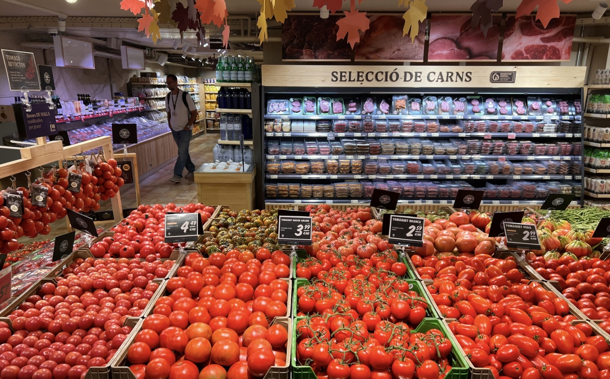 Ametller Origen reinaugura su tienda en la Travessera de les Corts de Barcelona con más surtido y corner sushi