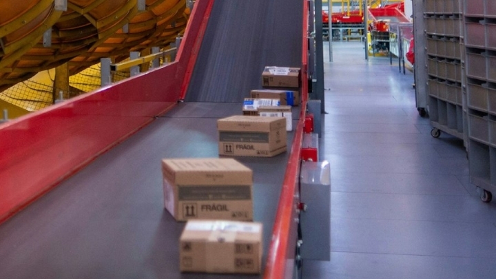 Los servicios de envío de DHL Express ya están disponibles directamente para los comercios de Shopify en España