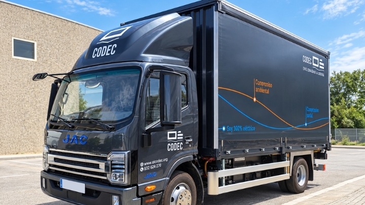 Grup Cares incorpora un camión eléctrico JAC 