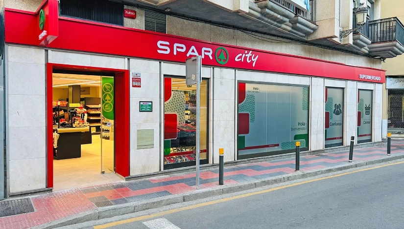 Spar Sureste abre una nueva tienda en Almuñécar y se refuerza en la provincia de Granada
