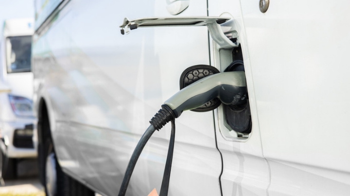 Las furgonetas híbridas crecen a mayor ritmo que las eléctricas puras