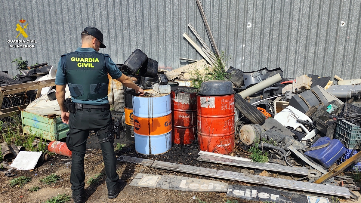 Desarticulados un taller ilegal y un desguace de VI en Amposta (Tarragona)
