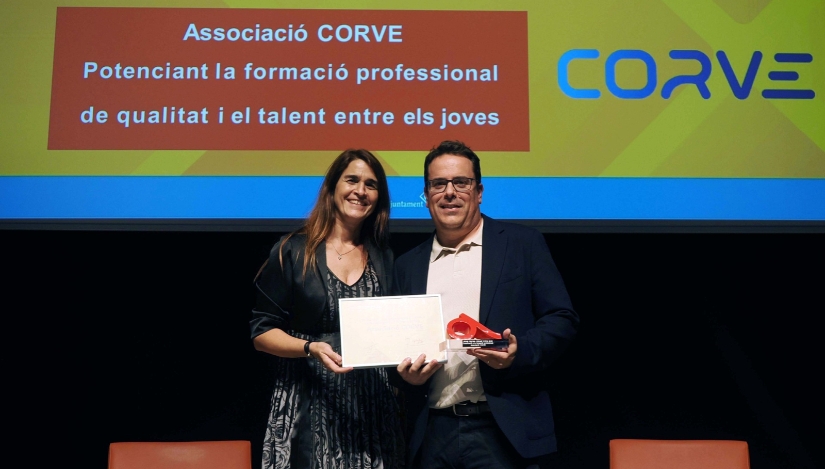 Corve (Cetraa Girona), galardonada con el premio 'Girona Creant Futur' por su impulso al empleo joven en automoción