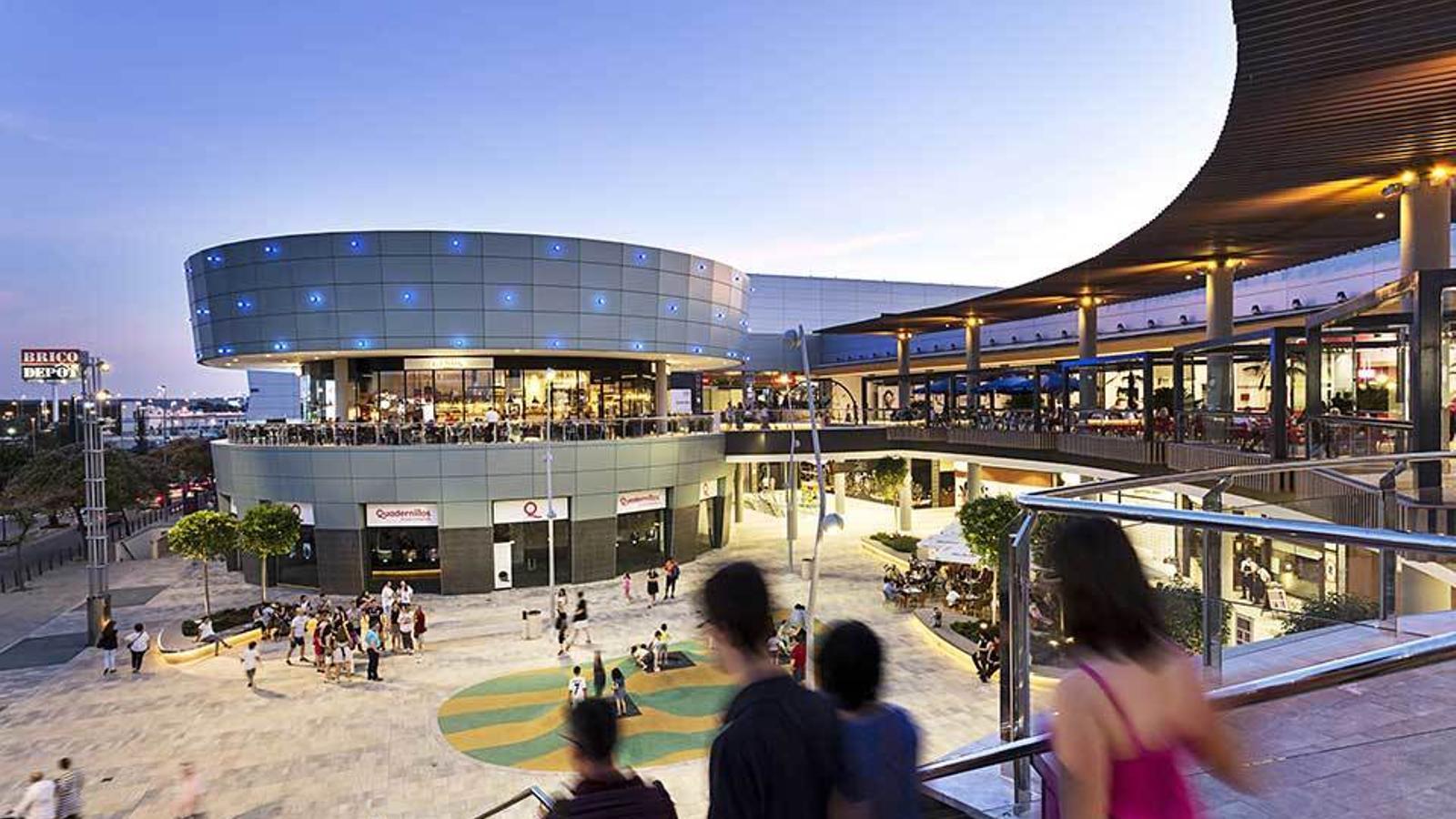 Así son los 'Megamartes' del Centro Comercial Quadernillos