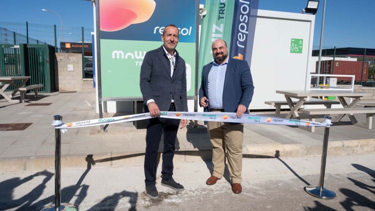 Carlos Suárez (Repsol) y Luis Manuel Calvo (Mowiz Truck).