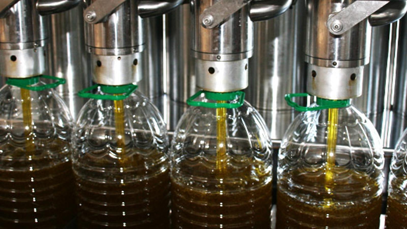 Luces y sombras en el sector fabricante de aceite de oliva