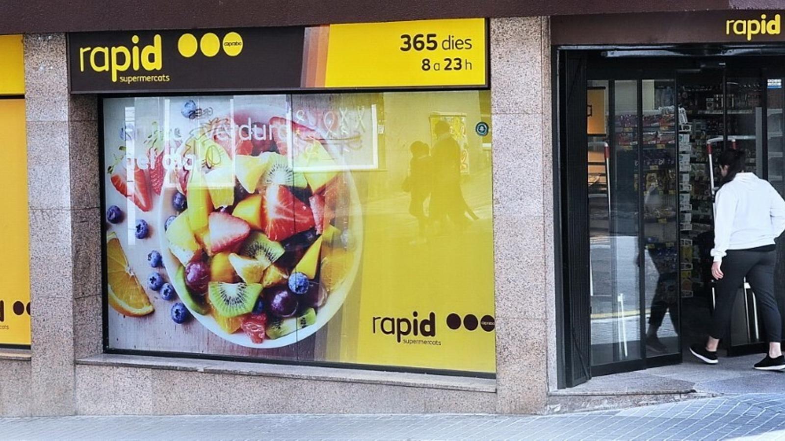 Caprabo crece en Barcelona con un nuevo supermercado Rapid