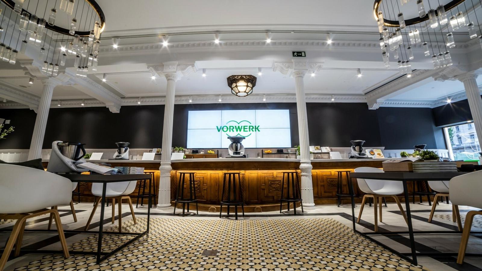 Thermomix contraataca y abre su primera tienda en España