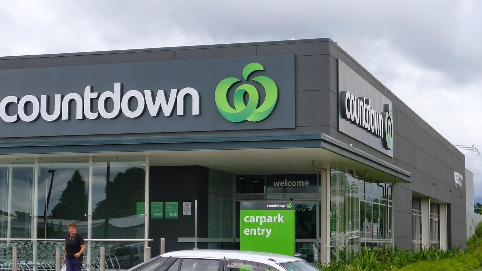 Fachada de un supermercado Countdown - Archivo