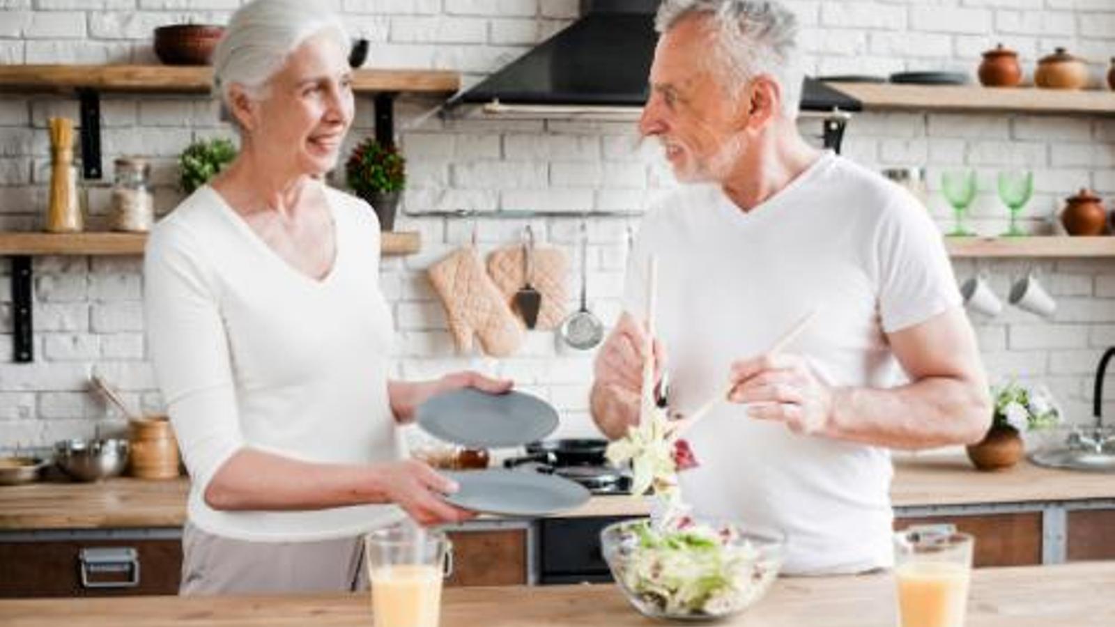 Los abuelos, los peor parados en la 'cuesta' de enero