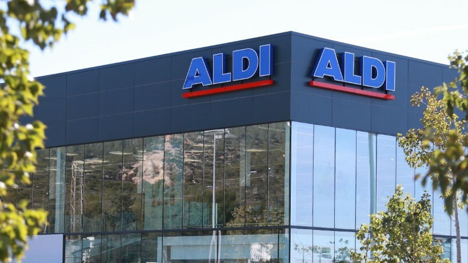 Aldi instalará puntos de recarga eléctrica en todos sus súper en 2020