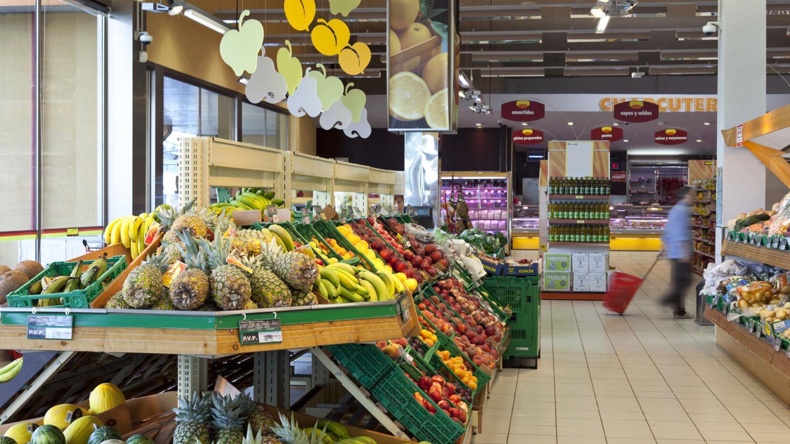 Interior de un supermercado - Gadis