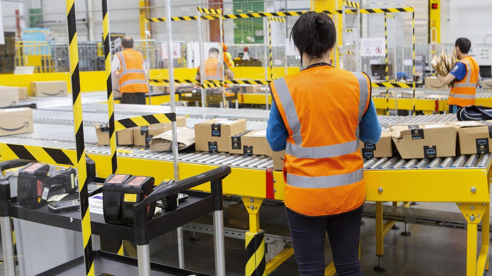Aprendizaje Automático: la fórmula de Amazon para reducir el embalaje