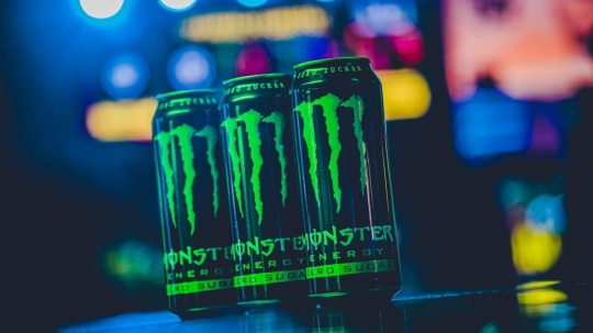 Monster avanza un 16,8% en el tercer trimestre, impulsada por las bebidas sin azúcar