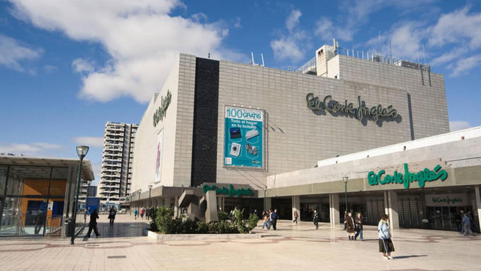 Muere Juan Escalzo, director de El Corte Inglés de Málaga