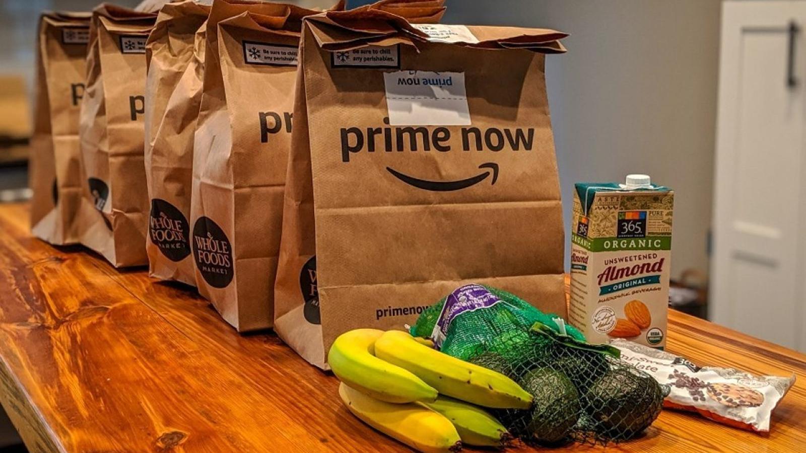 Amazon reparte ya alimentos gratis a sus abonados Prime en Reino Unido - Archivo
