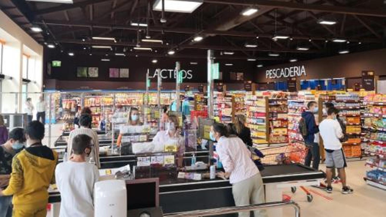 Agosto: buen mes para el online, malo para el comercio