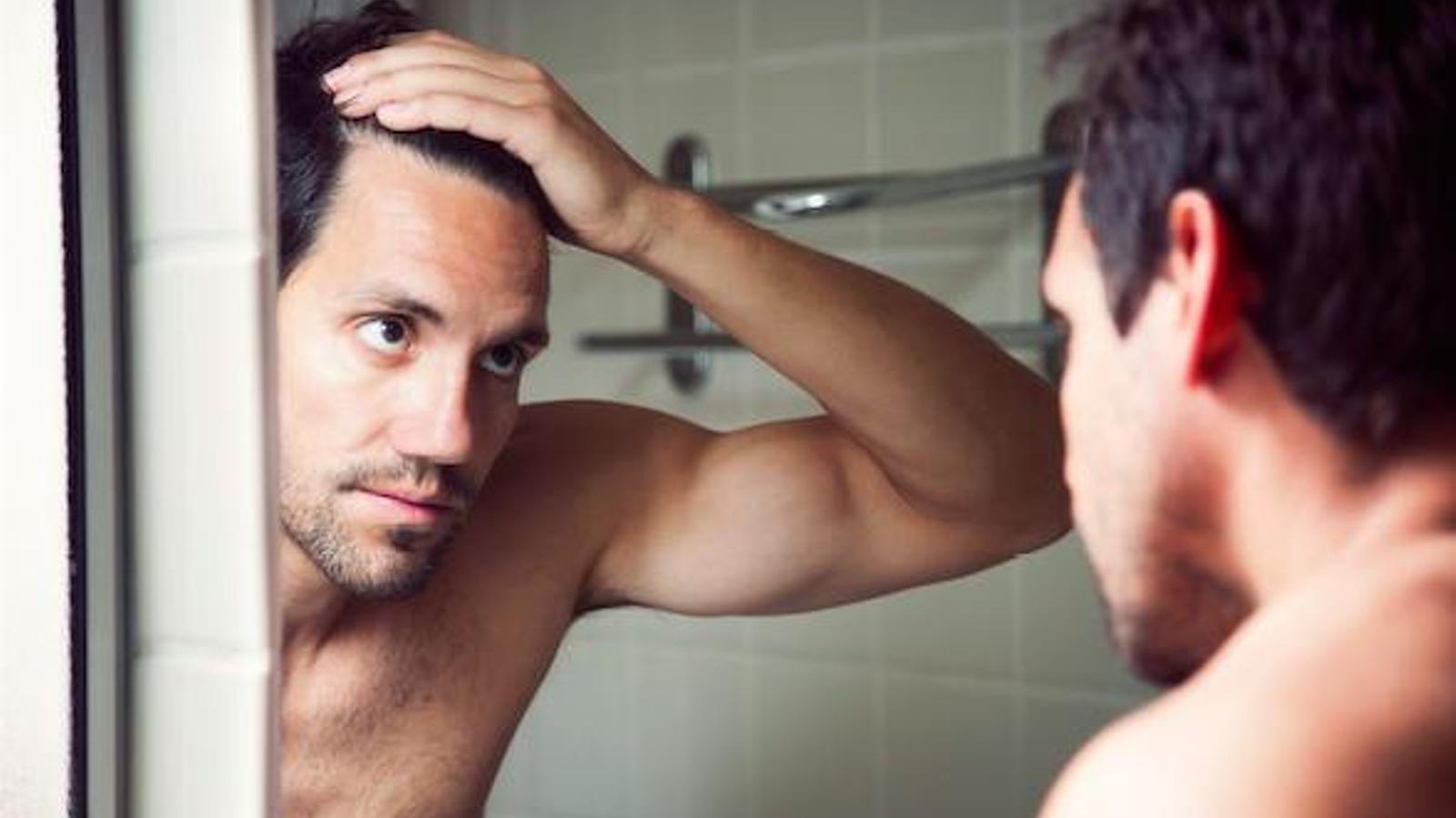 ¿Existen alimentos que ayudan a prevenir la caída del cabello en hombres? - 