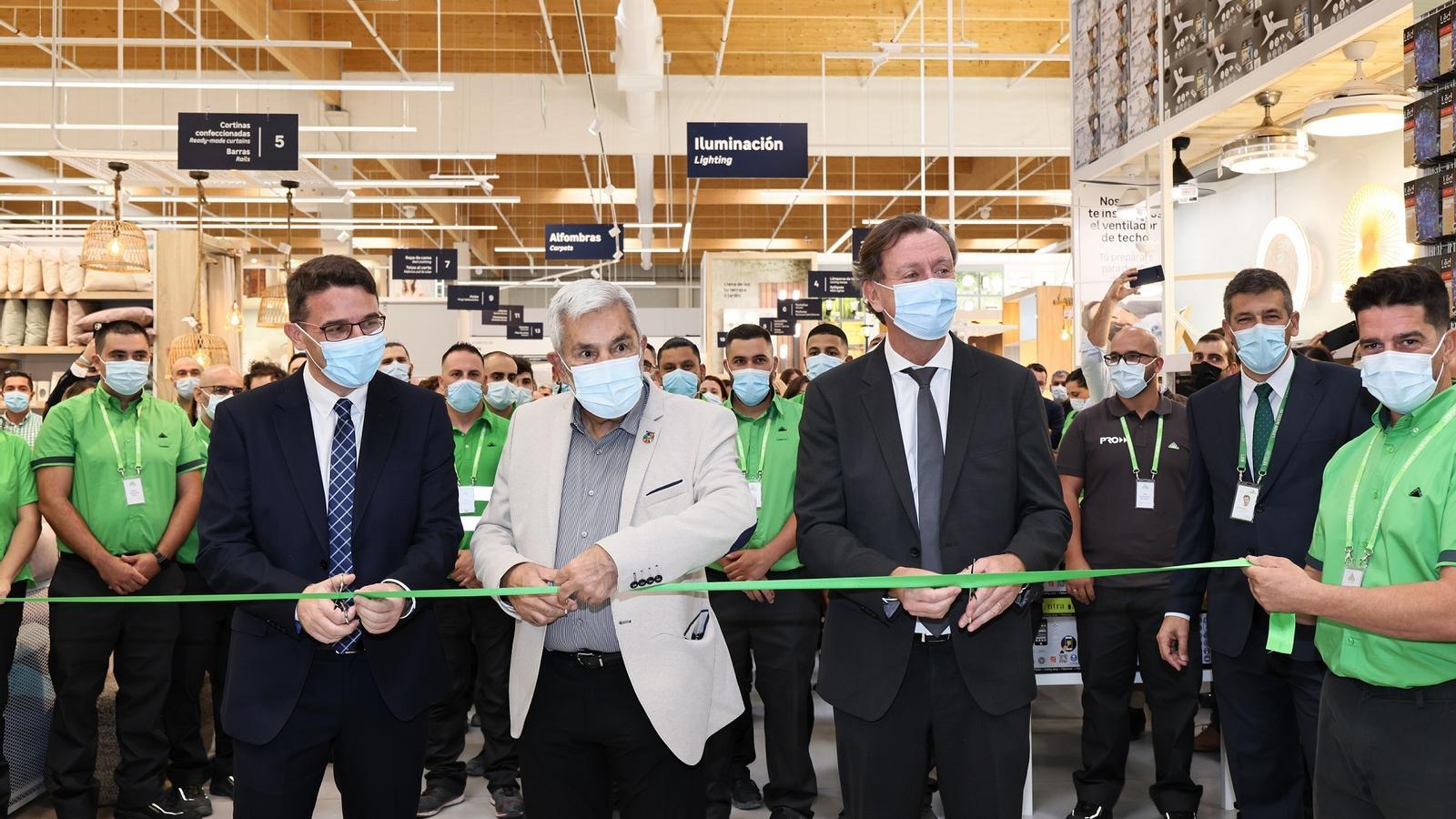 Leroy Merlin inaugura su nueva tienda en Adeje (Tenerife) - 