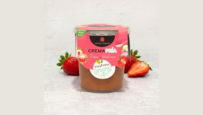 Santa Teresa amplía su gama de cremas frías con una receta de fresa y verduras