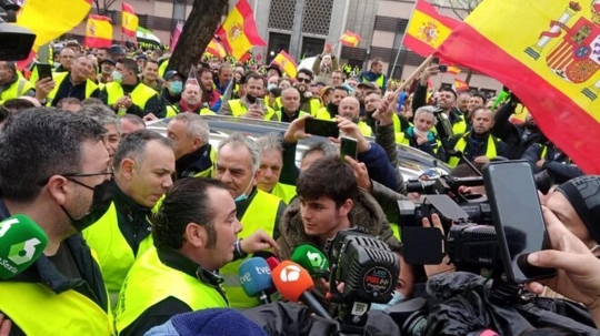 El líder de Plataforma desglosa los objetivos de su asociación a las puertas de entrar por primera vez en el Comité