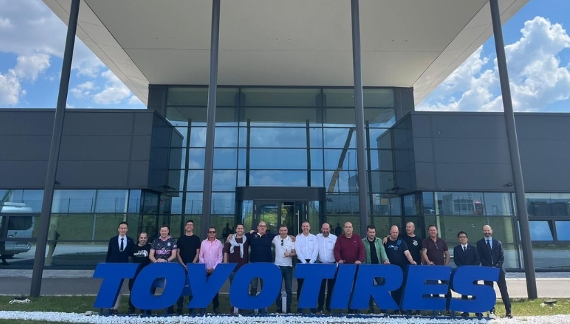 Los talleres Point S España visitan la fábrica de Toyo Tires en Serbia, una de las más avanzadas de la compañía japonesa