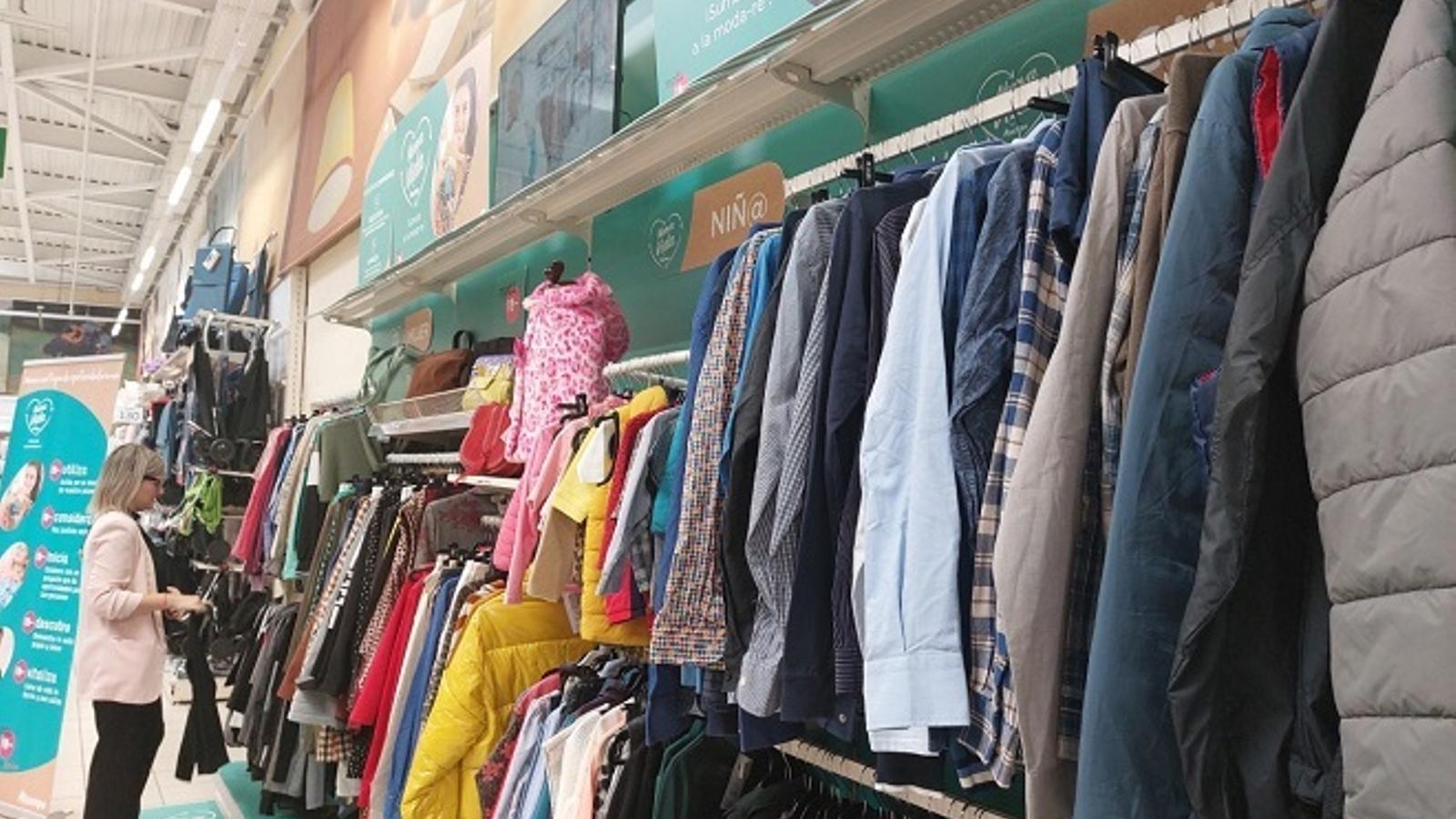 Alcampo abre un nuevo córner de ropa de segunda mano en Alcobendas (Madrid) - Alcampo