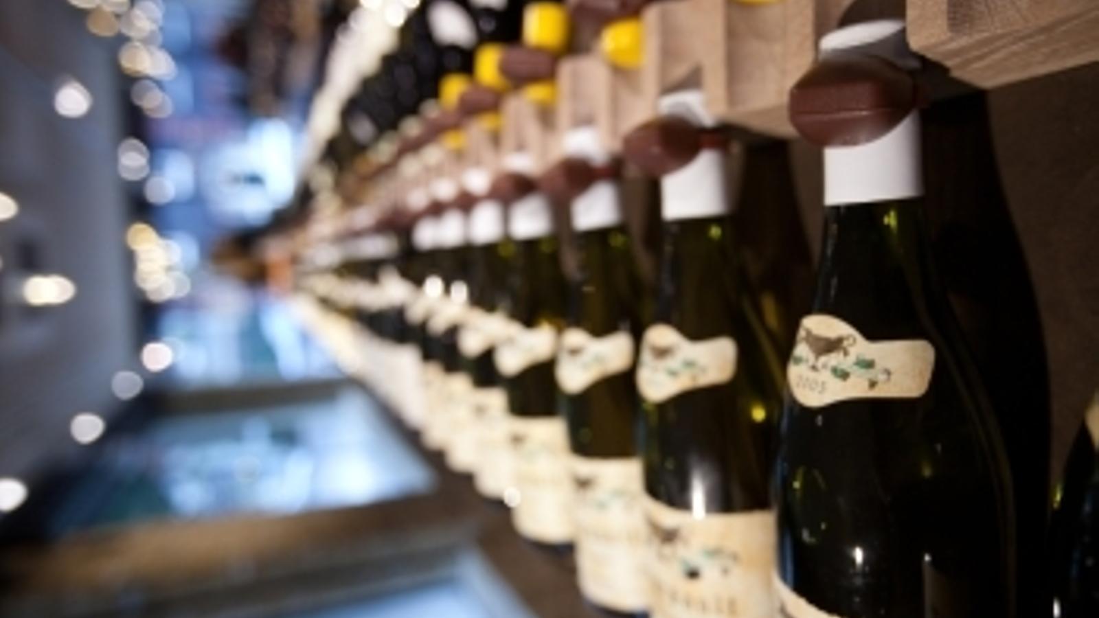 Checkpoint idea un collarín antihurto para botellas valiosas