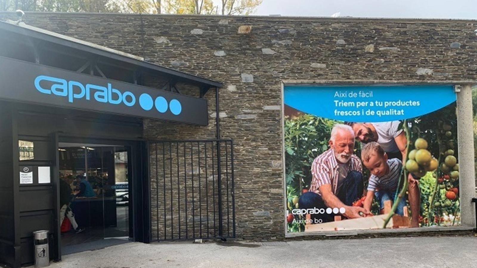 Fachada del nuevo Caprabo de La Massana (Andorra) - Caprabo