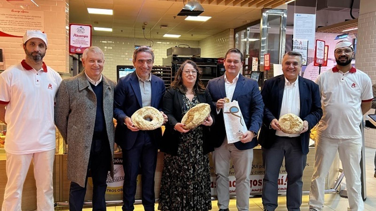 Alcampo Vigo 3, primer híper con autorización para elaborar IXP Pan Galego - Alcampo