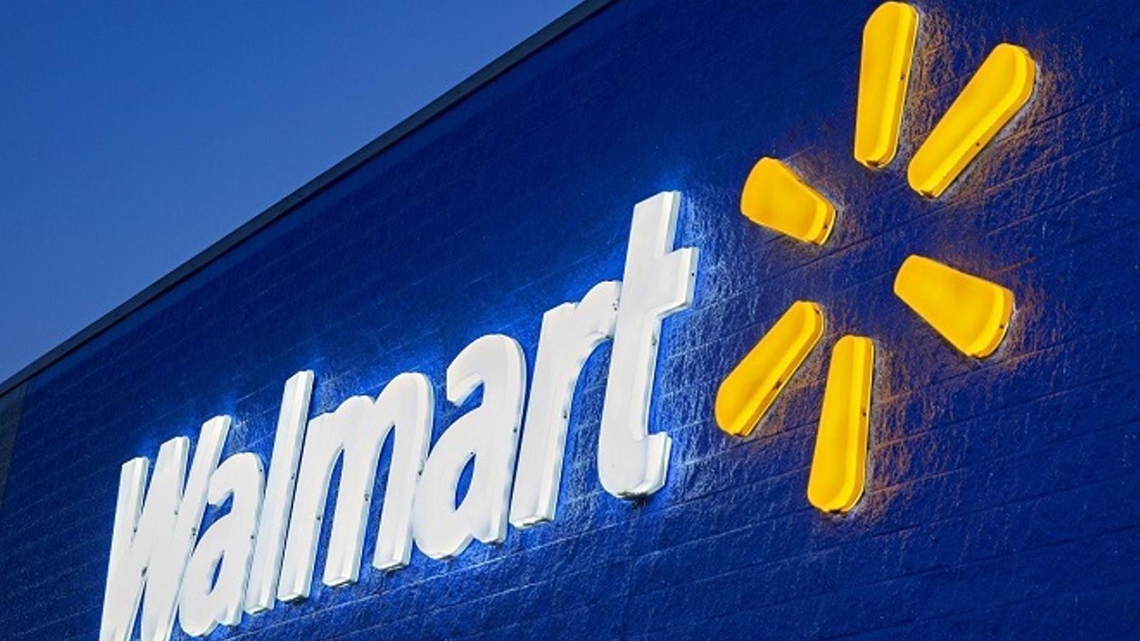 Walmart recluta vendedores canadienses para su mercado online en EEUU - Archivo