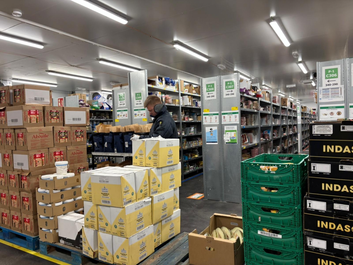 Instalaciones de Amazon Fresh en Coslada (Madrid).