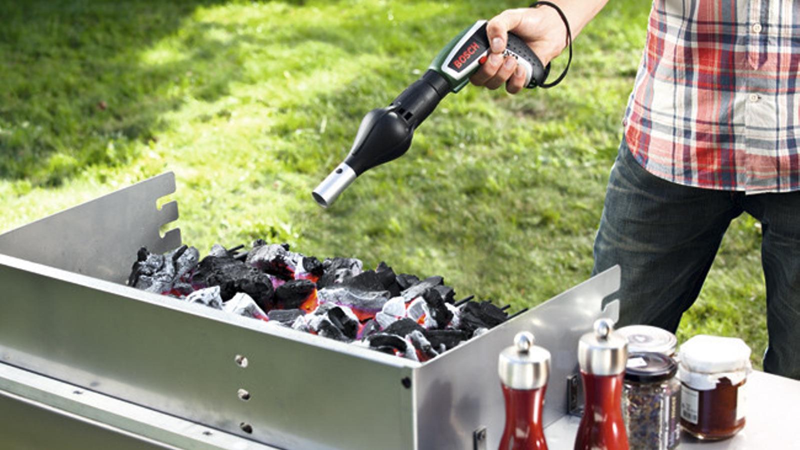 Bosch piensa en las cenas de verano con Ixo Barbacoa