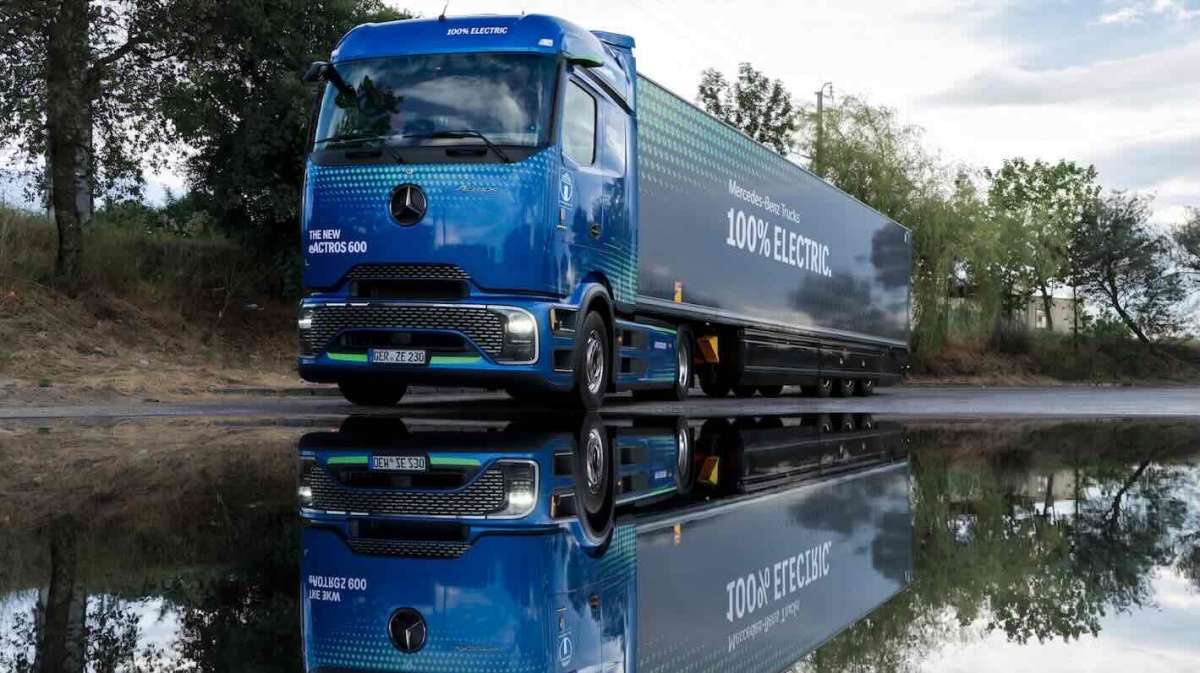 eActros 600: Un espejo para la electromovilidad pesada de larga distancia