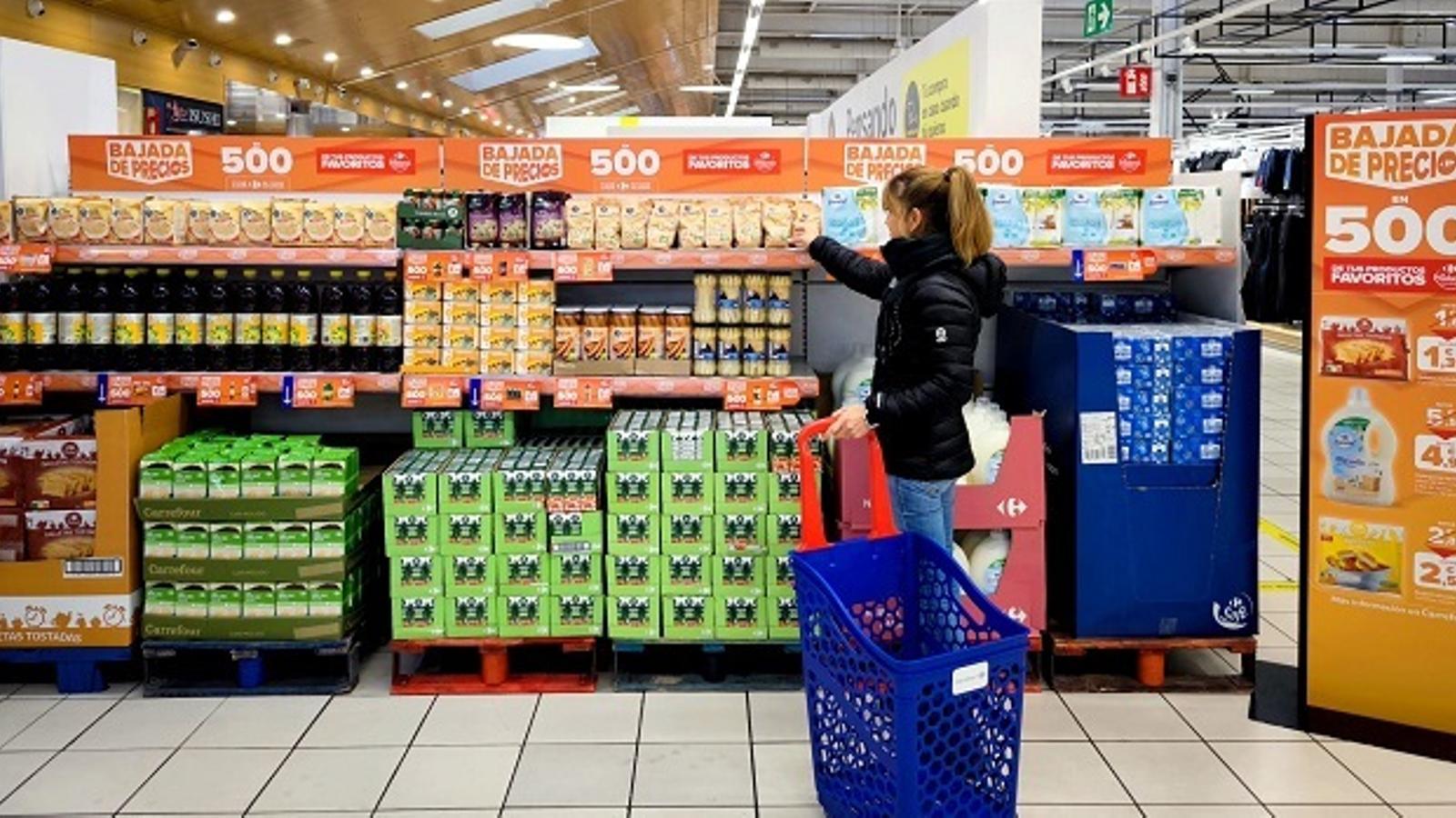 Carrefour rebaja 500 productos de marca propia en España - 