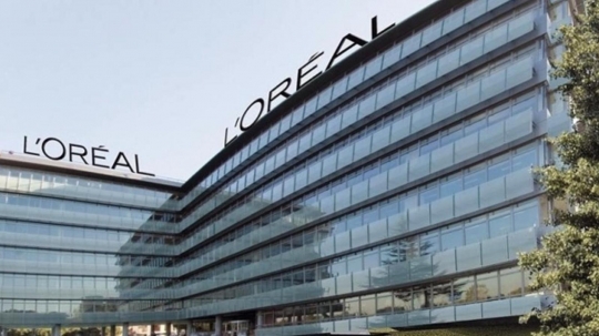 La dueña de Gucci vende su división de Belleza a L'Oréal por 4.000 millones de euros