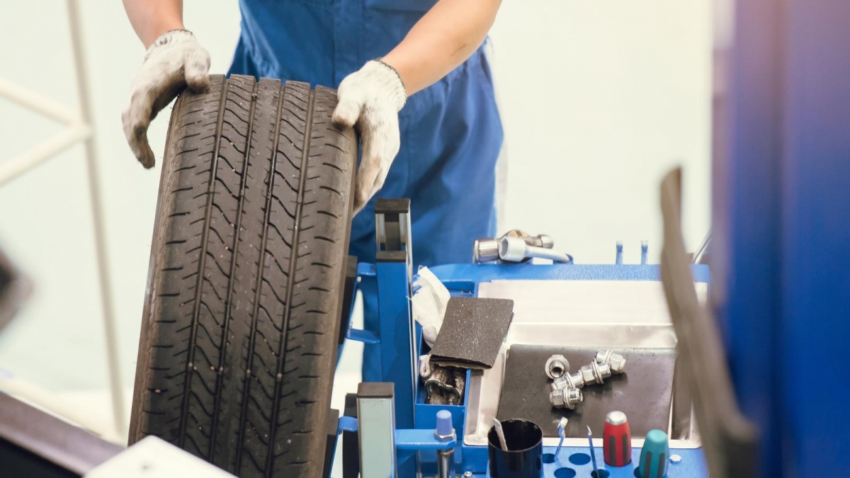 Los talleres de neumáticos crecen el 5,7% en actividad y el 4% en venta de cubiertas hasta septiembre
