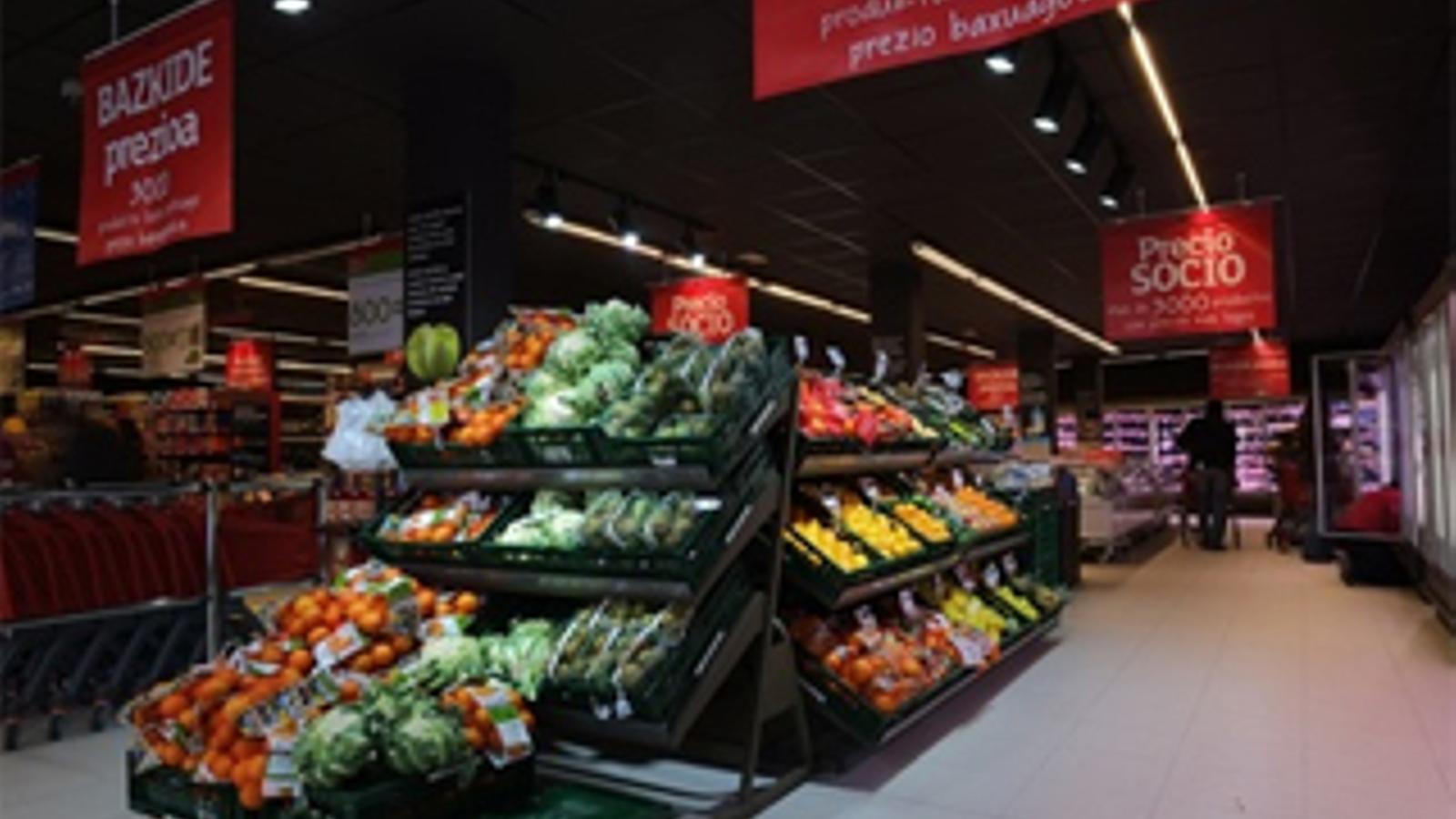 Interior de híper Eroski de Vitoria - 