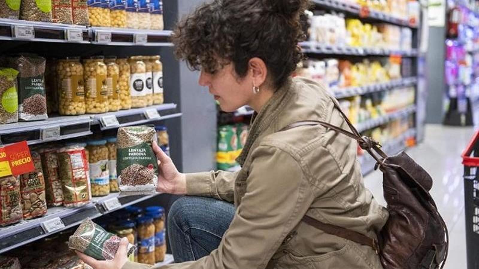 El consumo de legumbres subirá el 43% en septiembre en la 'Operación Despensa 2025', según Asedas