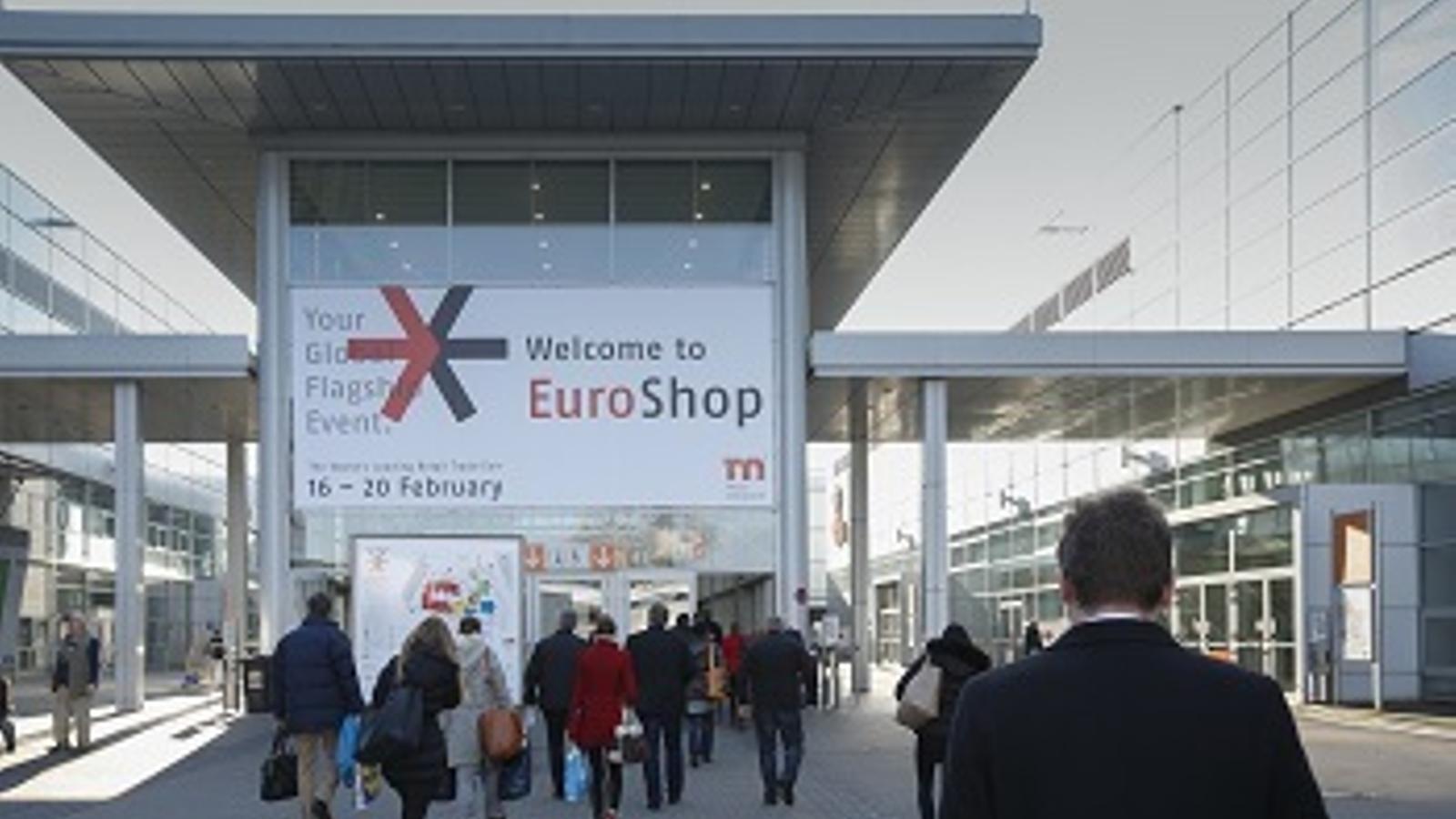 Exterior del recinto ferial de EuroShop en Düsseldorf (Alemania) - 