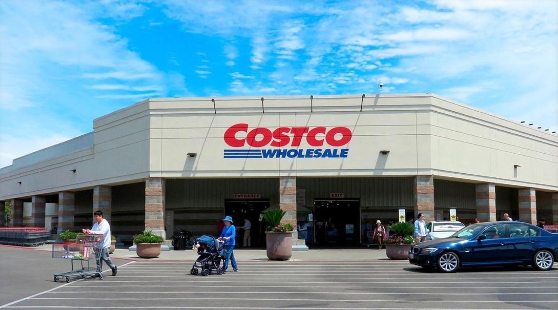 Costco trabaja en una función de escaneo rápido para reducir las largas colas en sus tiendas