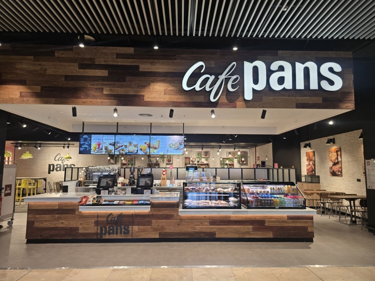 Pans & Company en el mismo punto estratégico dentro del aeropuerto madrileño.