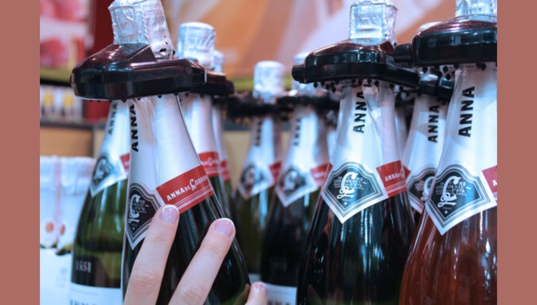 Los productos más robados del verano en los supermercados españoles: de la crema solar a las bebidas alcohólicas